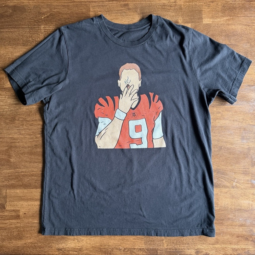 Barstool Sports Joe Burrow Cigar Cincinnati Bengals T-Shirt Men's Size XL Black